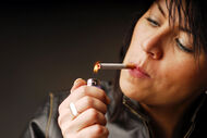 Kouření způsobuje dřívější nástup menopauzy