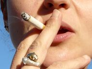 Kuřáci potahují z light cigaret usilovněji než z klasických 