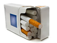 Tabákový gigant hrozí kvůli novele zlevněním cigaret v Austrálii